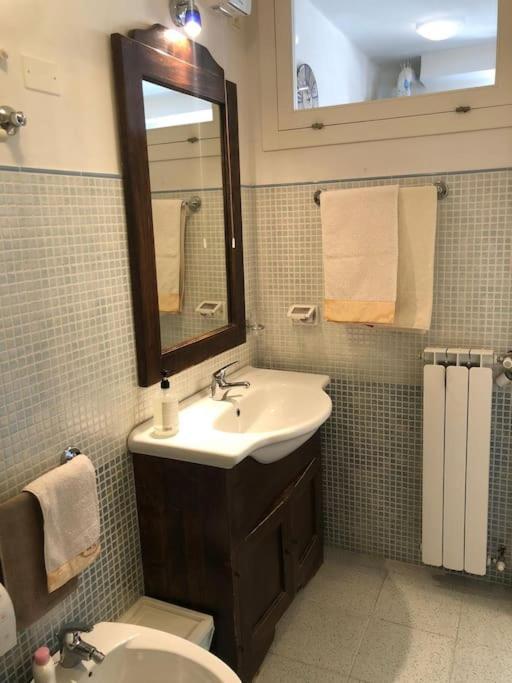 Il Glicine - Monolocale A Due Passi Dal Centro Villa Urbino Eksteriør bilde